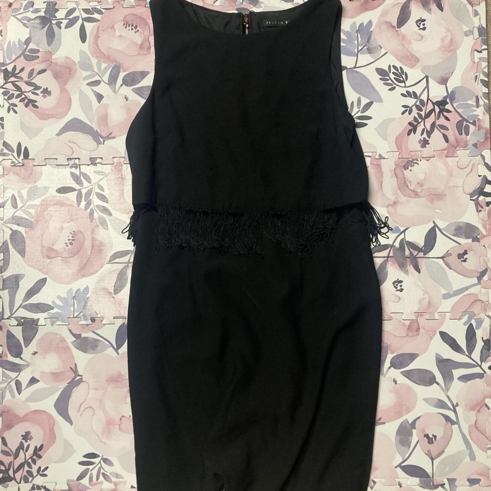Ivanka Trump size 8 Black Dress with fringes and gold accent zipper - Picture 1 of 5